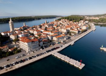 Budući doktor znanosti istražuje učinkovitost politika održivog turizma u otočnim zajednicama Raba i Lošinja