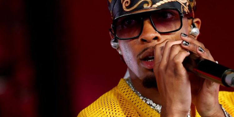 D4VD -ov ljetnikovac ispraznio pokretači kao misterija tijela pronađenog u automobilu nastavlja se