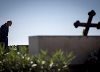 ‘Dalmaciji hitno treba krematorij. Zagreb je u kvaru, pokojnike vozimo u Sloveniju, troškovi su enormni’