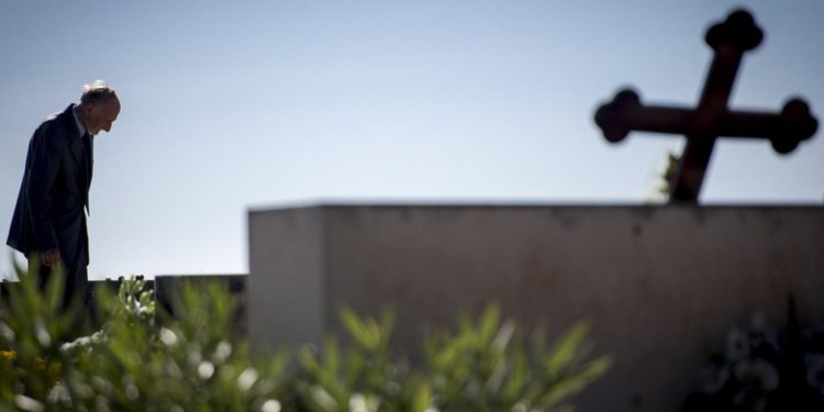 ‘Dalmaciji hitno treba krematorij. Zagreb je u kvaru, pokojnike vozimo u Sloveniju, troškovi su enormni’