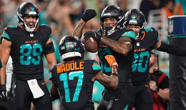 Darren Waller postavlja jadu od razvoda od zvijezde WNBA Kelsey Plum iza sebe na zadivljujućem povratku u nogomet