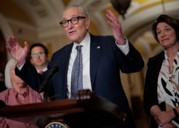 Demokrati Senata glasaju za isključivanje vlade jer se čvrsto drže na prijedlogu zakona o republikanskoj potrošnji unatoč Trumpovim prijetnjama