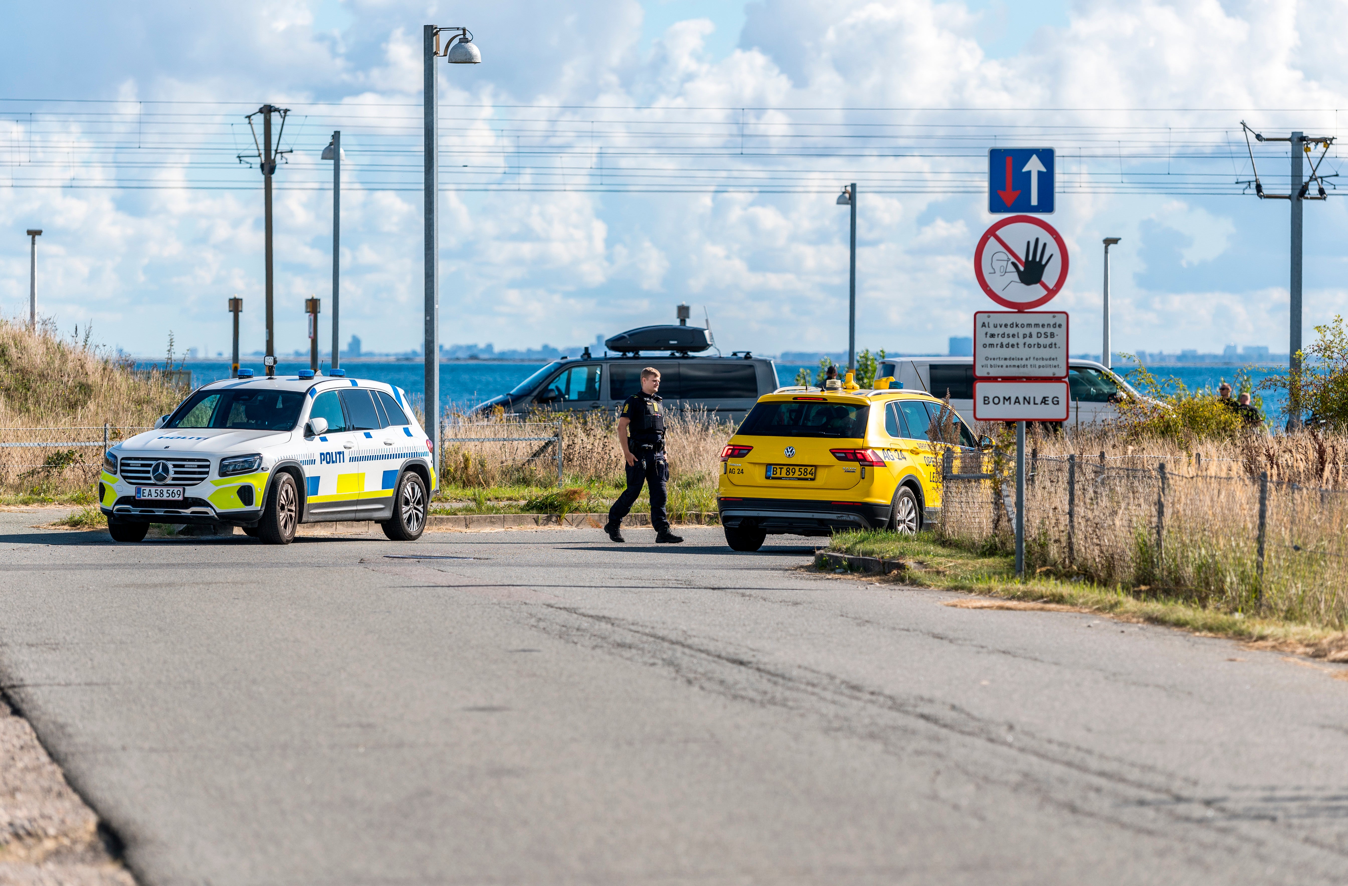Danska policija i danska služba za sigurnost i obavještajne službe (PET) prisutne su na DSB -u na Kystvejenu od strane aerodroma Kopenhagen, utorak