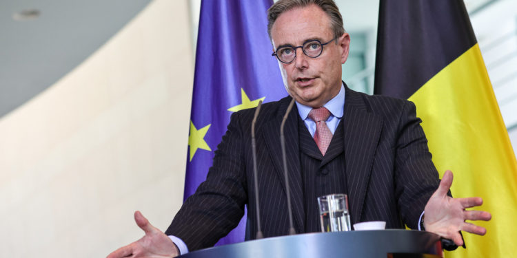 Država EU isključuje korištenje smrznute ruske imovine za zajam u Ukrajini – RT World News