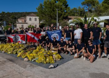Ekološka akcija čišćenja podmorja Drvenik Veli 2025.