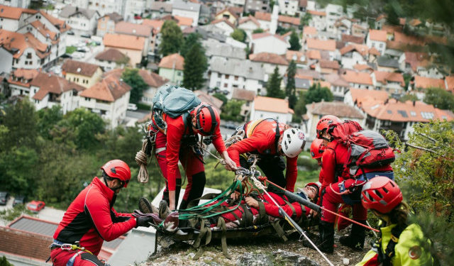 FOTO Impresivna vježba GSS Prenj na Musali: Spašavanje planinara u realnim uvjetima na nepristupačnom terenu