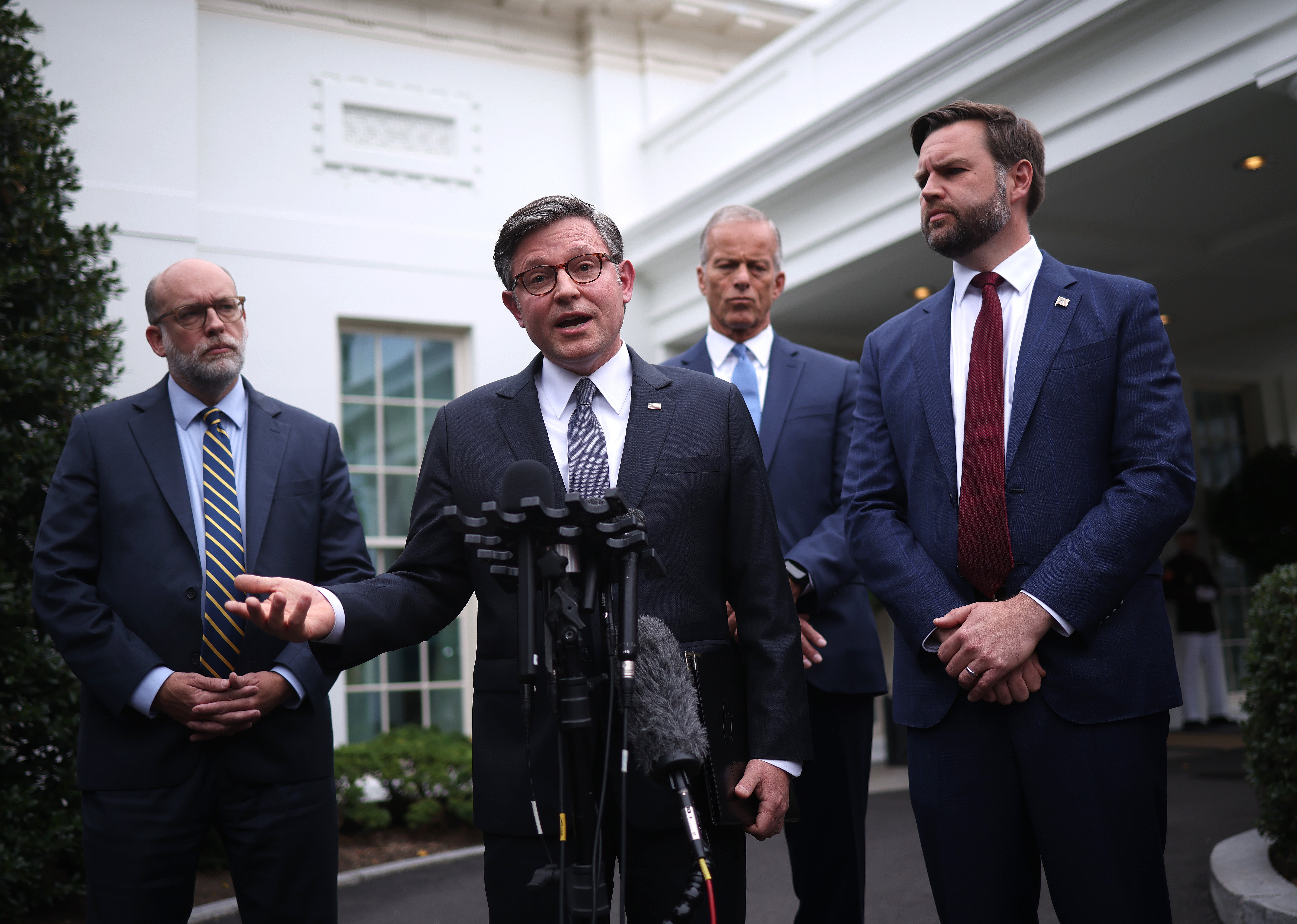 Republikanski čelnici krive demokrate kao vladine u utorak za zatvaranje prema zaustavljanju