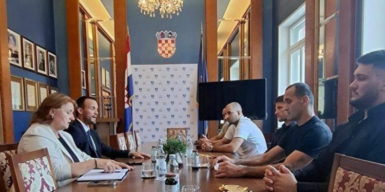 Gradonačelnik Erlić primio jiu jitsu prvake Luku Vuksana i Lea Žužu te najavio veću podršku Grada