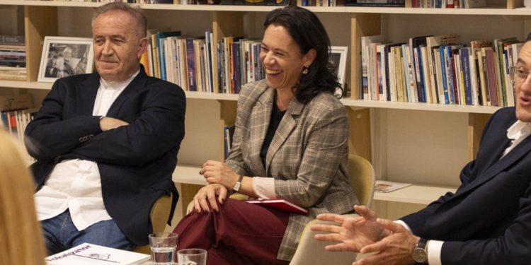 Hrvatski i crnogorski književnici u fokusu tribine u Splitu