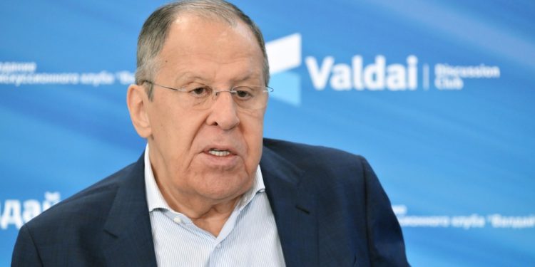 Indija pokazuje ‘nacionalni ponos’ usred američkog pritiska – Lavrov – RT Indija