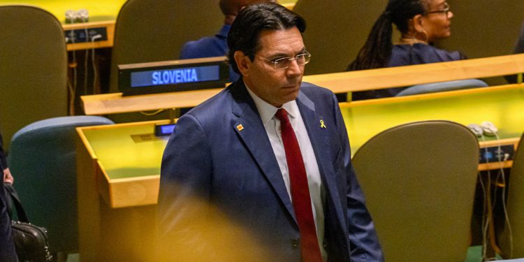 Izrael Un Diplomat eksplodira šetnju prije govora Netanyahua kao ‘inscenirana’