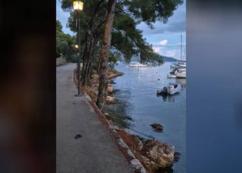 Kad kapetaniju boli ona stvar, zašto bi se oni brinuli?