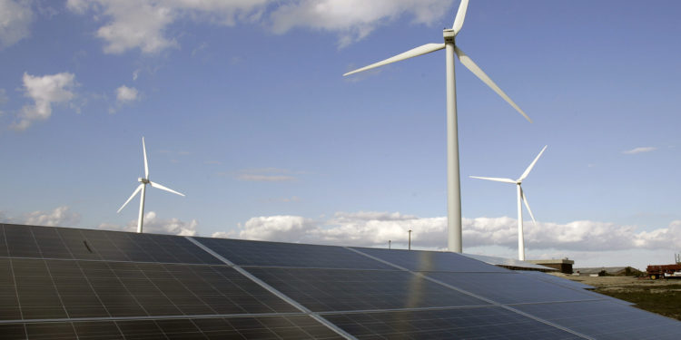 Kazahstanski predsjednik zelenu energiju smatra prijevarom: ‘Ne volim vjetar, ali volim ugljen’