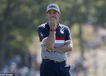 Keegan Bradley pukne na konferenciji za novinare dok se Amerika spirala na Ryder Cupu usred navijačkog kaosa