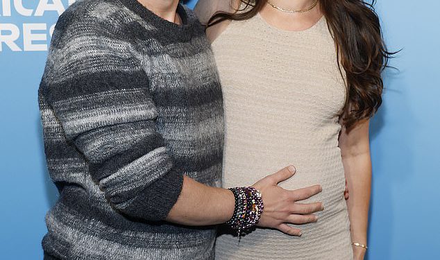 Kieran Culkin i supruga Jazz Charton očekuju svoje treće dijete dok pokazuje rastuće bebe nakon Oscara ‘Pact’