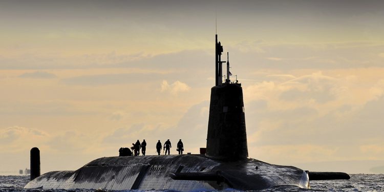 Kremlj: Novi nuklearni pregovori trebaju uzeti u obzir arsenale UK i Francuske