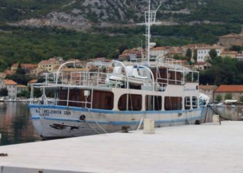 Kupac odustao od školskog broda “Vila Velebita Dva”