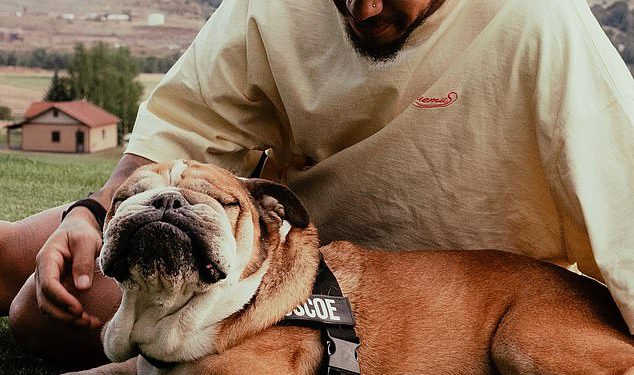 Lewis Hamilton otkriva da je njegov voljeni veganski buldog Roscoe (12) odložen nakon četiri dana na životnu podršku