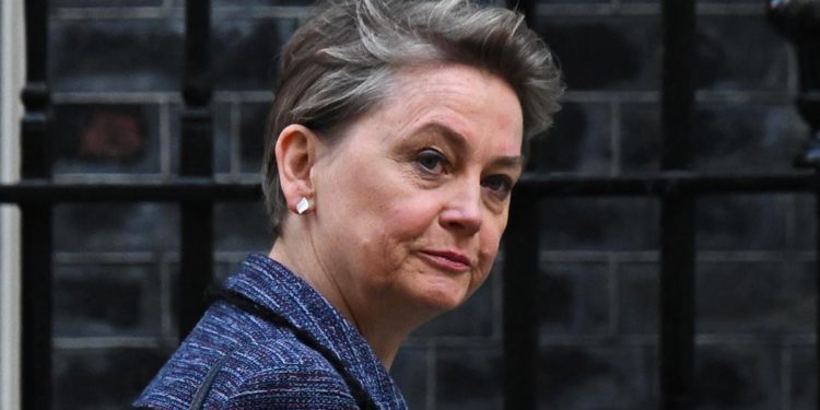 Međunarodna zajednica ‘na rubu’ mirovnog sporazuma o Gazi, kaže Yvette Cooper