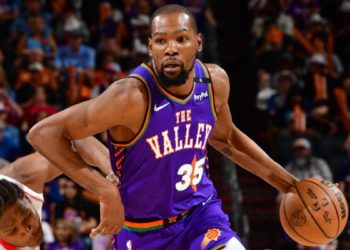 NBA medijski dan: Durant obnavlja s Houstonom, LeBron u možda kod Lakersa, Giannisa i Bucks -a …