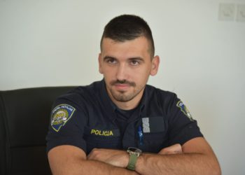 Ovaj čovjek najbolji je kaštelanski policajac! Tko je on?