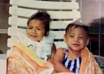 Pokopana je kao Jane Doe 1989. godine. Sada su njezine nestale kćeri pronađene žive – i potraga za njezinim ubojicom počinje