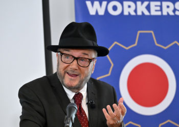 Policija u Velikoj Britaniji pritvori George Galloway na povratku iz Rusije – RT World News