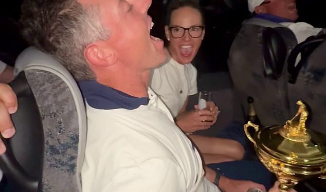 Posljednji smijeh Erica: Supruga Roryja McIlroya zgrabi čašu šampanjca kako bi pjevala o nasilnim fanovima SAD -a – nakon što su je pogodili pićem i ismijavali njegov razvod u okret