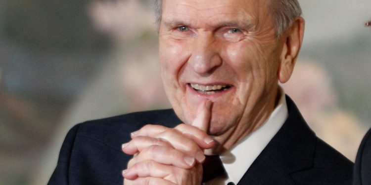 Russell M. Nelson, najstariji predsjednik Crkve Mormona, umire u dobi od 101