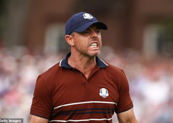 Ryder Cup postaje ružan jer su navijači Team USA izbačeni i dodatne sigurnosne utrke kako bi zaštitili Rory McIlroy od Hecklera