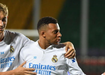 Sportske novosti – Biznismen autsajderima obećao nove automobile ako poraze Real. Jurić na potencijalnu ‘minu’, u akciji šest Hrvata