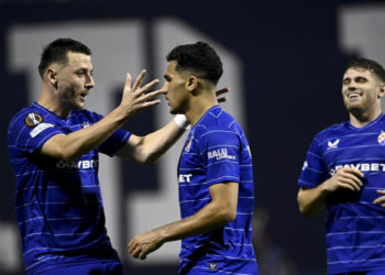 Sportske novosti – Četiri Dinamova “zašto” i četiri Dinamova “zato”: Kvartet Modrih iz sjene je zauzeo glavna mjesta na pozornici