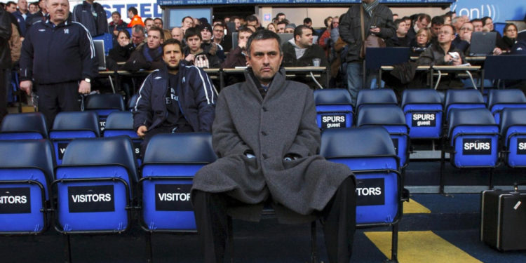 Sportske novosti – Jose Mourinho i Armani kaput od 25 tisuća eura: Od glavnog hodnika muzeja do završetka ‘u podrumu’