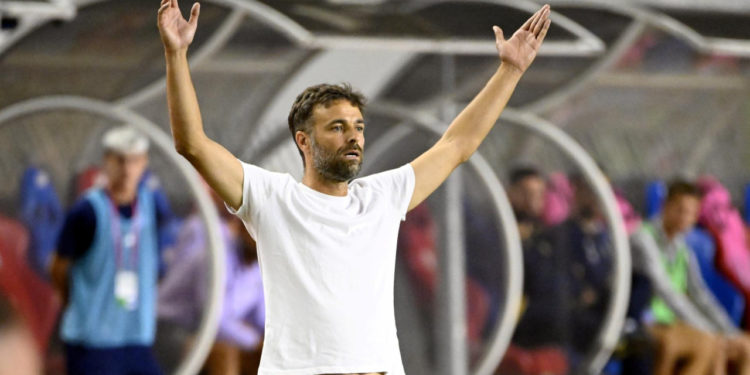 Sportske novosti – Pogledajte ocjene: Jedan stoper Hajduka bio je nesiguran, drugi je namjestio šansu gostima…