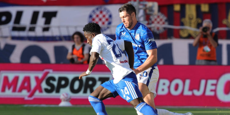 Sportske novosti – Što će napraviti Garcia? Ivušić sigurno na golu, unutra i Rebić, ali Bijelima je stigla i jedna jako loša vijest