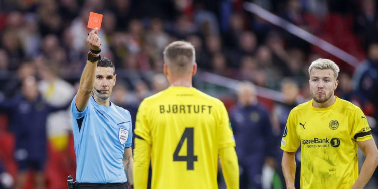 Sportske novosti – Uefa dodijelila Dinamu najstrožeg suca Europe! Jedan Modri ima ga u posebno lošem sjećanju