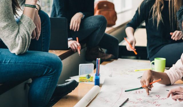 Svi srednjoškolci prvih razreda u Ljubuškom dobit će po 300 maraka