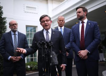 Trump, Vance i republikanci pokazuju prste i krive demokrate za potencijalno isključivanje vlade