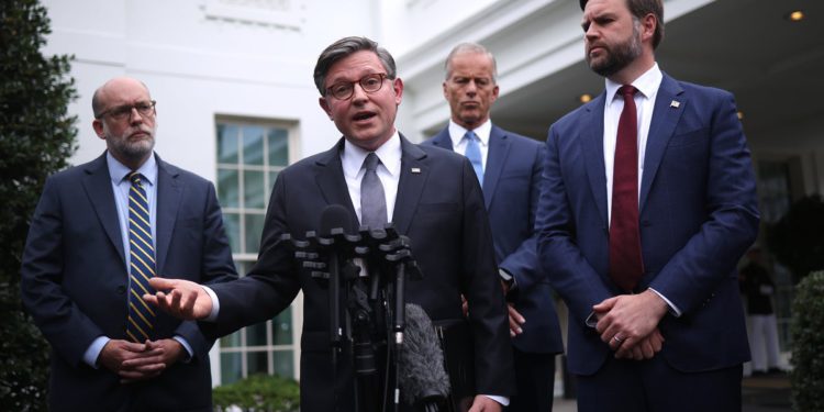 Trump, Vance i republikanci pokazuju prste i krive demokrate za potencijalno isključivanje vlade