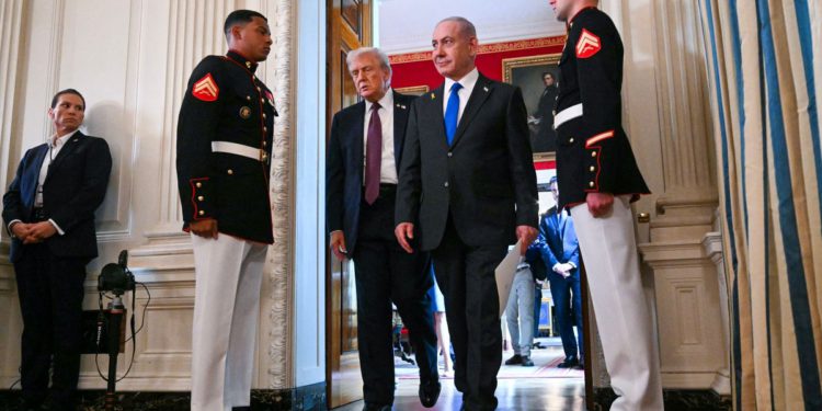 Trump stavlja ‘ja’ u ‘mirovnom planu’ dok on iznosi ‘jedan od najvećih dana u civilizaciji’ i čini sve o njemu