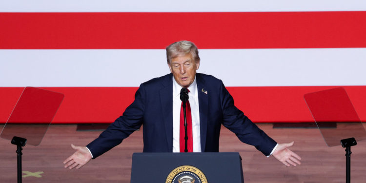 Trump upozorava da su nas Rusija i Kina suočili s nas na podmornice – RT World News