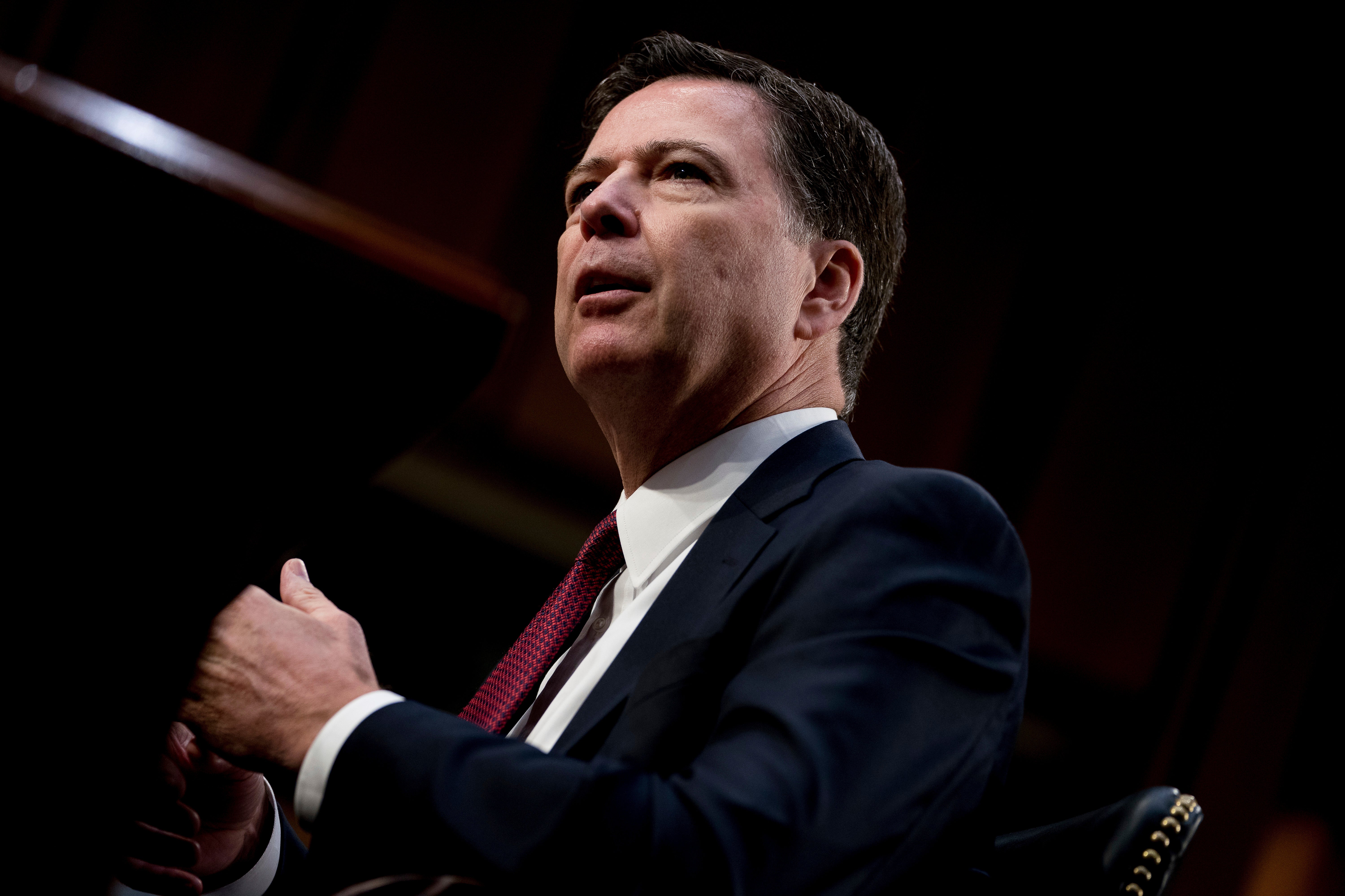 Bivši direktor FBI-a James Comey zatražio je od saveznog suca da odbaci kazneni slučaj Trumpove administracije protiv njega, nazvavši ga 'osvetničkim' i 'nečuvenim zlouporabom ovlasti'