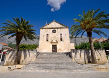 Uhićen muškarac osumnjičen za teško ozljeđivanje žene signalnom raketom na svadbi u Makarskoj!