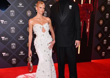 ‘Ultra probudi se’ AFL WAG DEE Salmin vraća se u groznom komentaru o svom seksualnom životu sa zvijezdom Collingwooda Darcy Moore