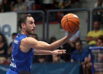 Zadar otvorio sezonu pobjedom u Draženovom domu, Mihailović, Mazalin i Beech vukli, Kapusta i Ramljak presudili