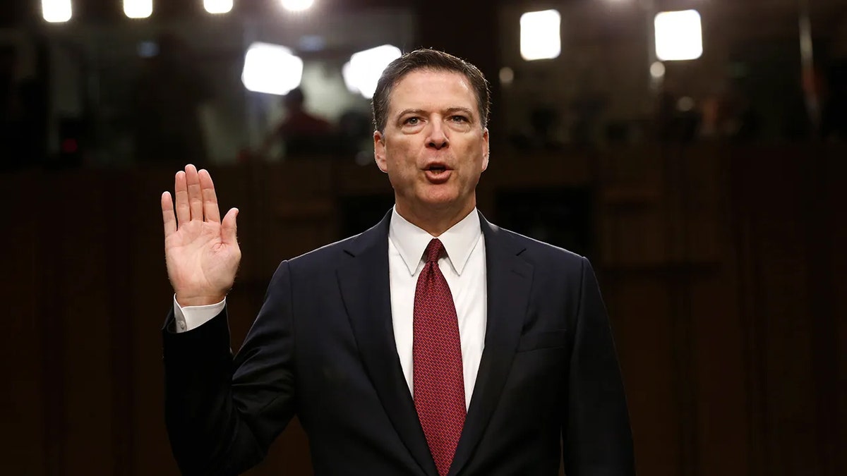 Bivši direktor FBI -ja James Comey