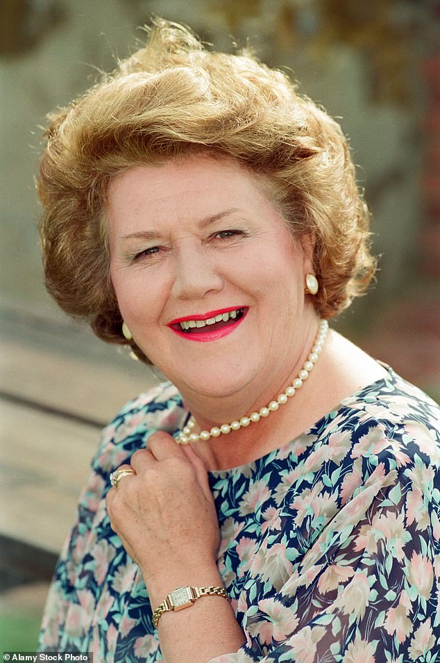 Patricia iz Cheshirea osvojila je nagradu za britansku komediju 1991. godine za svoj nastup u održavanju nastupa, a također je nominirana za dvije nagrade BAFTA (na slici 1992.)