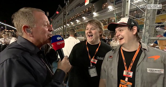 Sky Sports voditeljima tada se pridružio pravi Lewis Capaldi i smijao se svojoj pogrešci