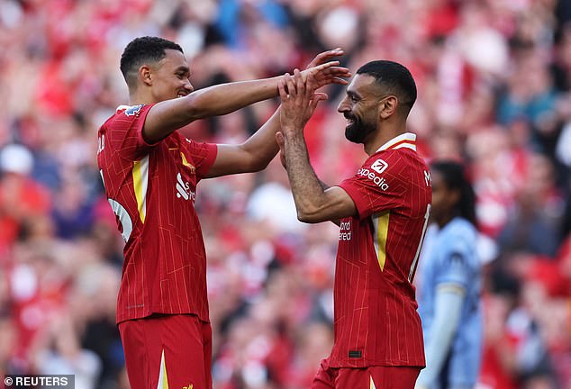 Osjeća se kao da odsutnost Trent Alexander-Arnold, koji se ovog ljeta preselio u Real Madrid, utječe na Salaha više nego bilo tko drugi u Liverpoolovom timu