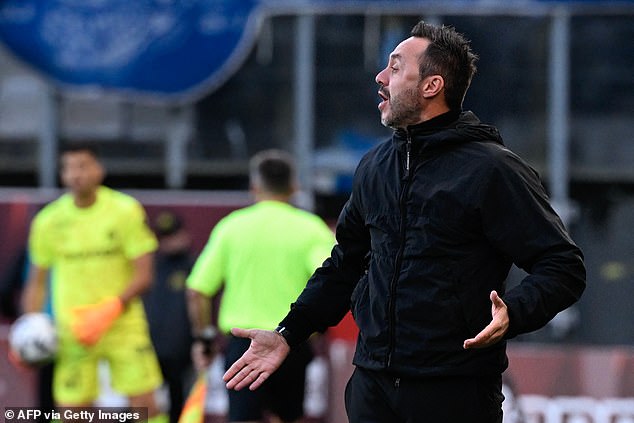 Branitelj je napustio West Ham da se ovog ljeta pridružio Marseilleu nakon što je tijekom predsezone impresionirao Roberto de Zerbi